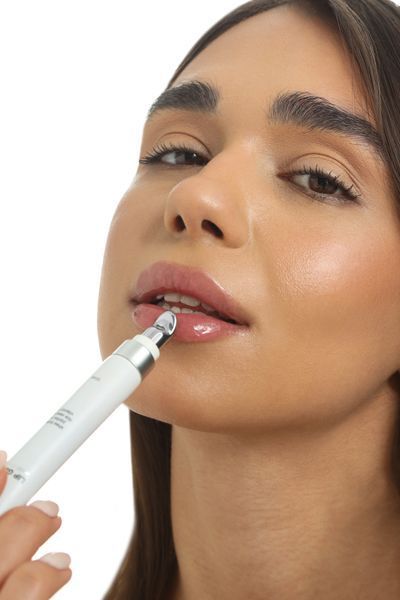 Блиск для губ з ментолом Unico Lip Gloss Lace